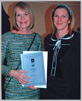 Winner Pam Slattery and Derivan's Eliza McInnes Winner Pam Slattery